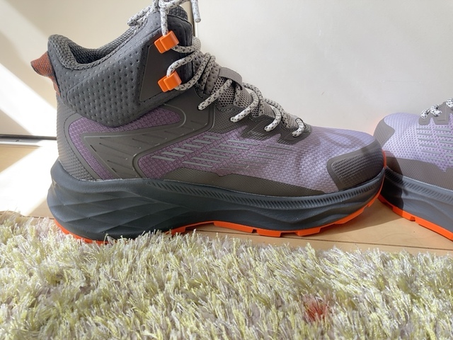 【ワークマン　トレックシューズアジム】厚底ですが重さは片足約400g前後。想像以上に軽くて驚き！