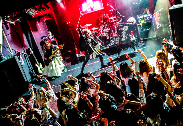 Rides In ReVellion　撮影・Anastasia