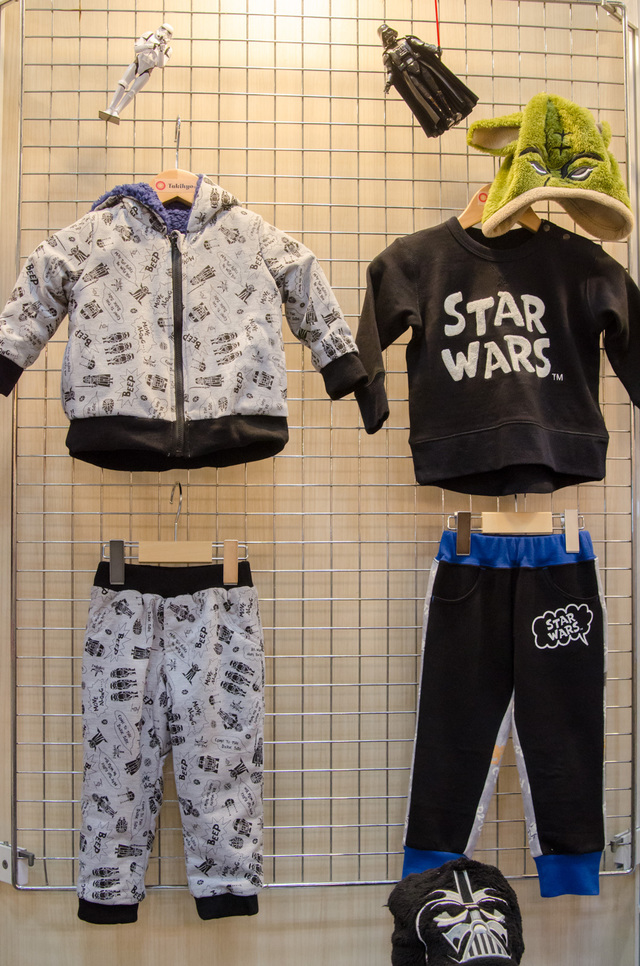 リバーシブルで着られる商品も。