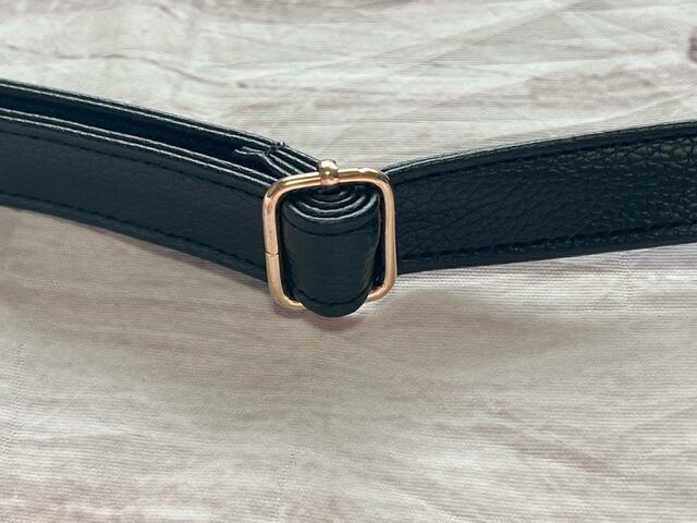 ショルダーストラップはもちろん長さ調節可能！