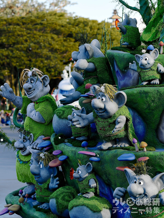 2017年「フローズンファンタジーパレード」｜東京ディズニーランド「アナとエルサのフローズンファンタジー」