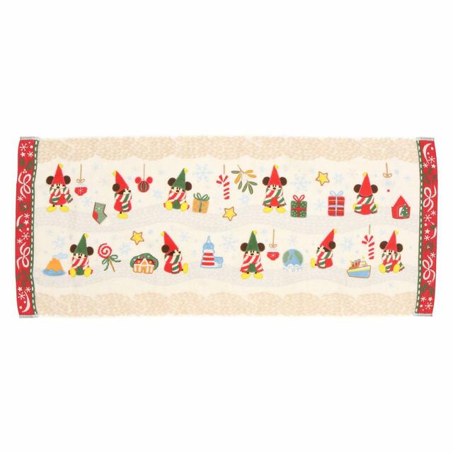 フェイスタオル 1,600円|「ディズニー・クリスマス」スペシャルグッズ|東京ディズニーリゾート40周年“ドリームゴーラウンド”|発売日:2023年11月7日(火)|販売店舗:東京ディズニーランド「ディズニー&カンパニー」、東京ディズニーシー「エンポーリオ」