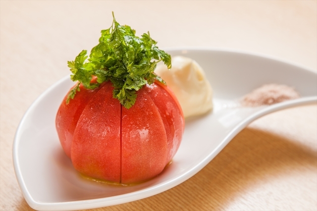 冷やしトマト梅塩添え