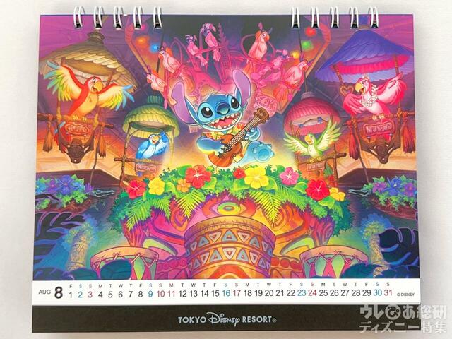 8月：東京ディズニーリゾート　2025 カレンダー（卓上）