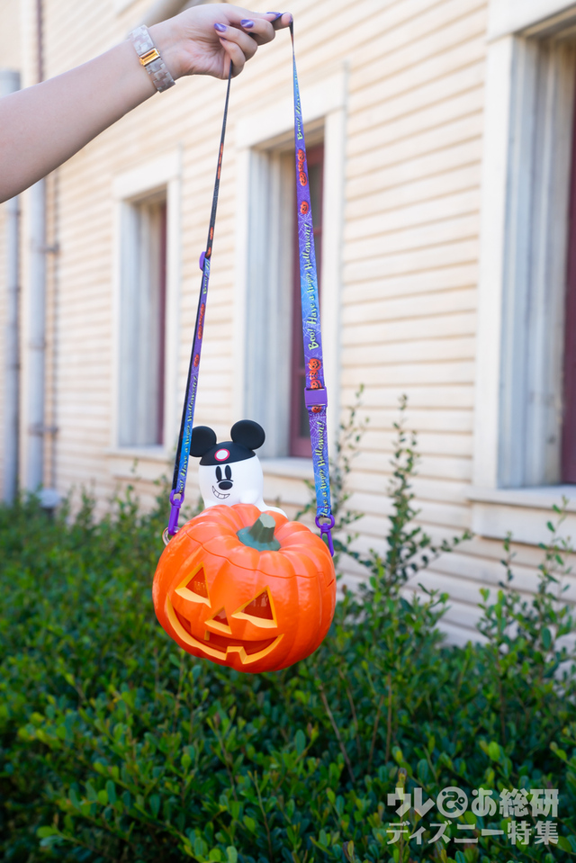 「ディズニー・ハロウィーン」ポップコーン、バケット付き 3200円