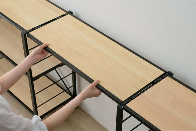 【アイリスオーヤマ 組立簡単 連結スチールラック】5段タイプの棚板は5枚付属。2つに分割すればローラックとしても使えます