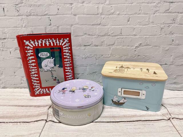 カルディで買えるムーミン&スヌーピーのクリスマスデザインの缶入りお菓子!