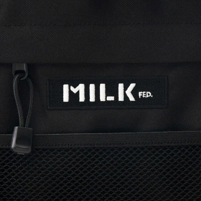 【MILKFED.】ミッキー リュックサック・バックパック 32L チャーム・ポーチ・カラビナ付き 16,500円