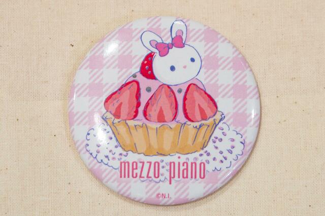 缶バッジ(ランダム5種) 660円|mezzo piano 35th Anniversary Cafe