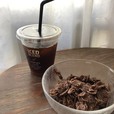 アイスコーヒー×２種のカカオをブレンドしたチョコフレーク