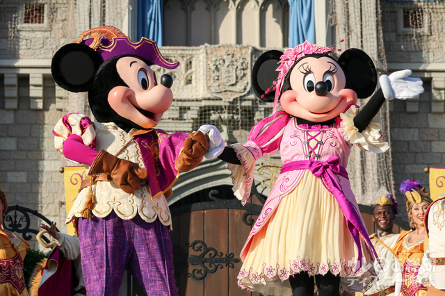 マジック・キングダム「ミッキーのロイヤル・フレンドシップ・フェア」