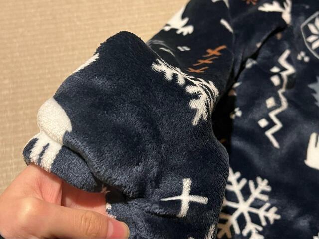 【ファッションセンターしまむら　着る毛布SUPER PREMIUM】表もふわふわの肌触りで見るからに暖かそう