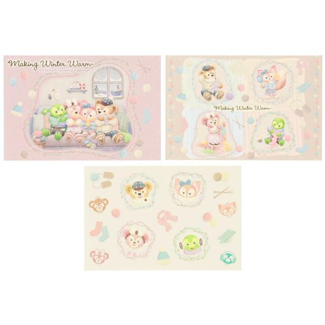 ポストカード&シール 850円|東京ディズニーシー「ダッフィー&フレンズのメイキング・ウインター・ウォーム」グッズ|販売店舗:東京ディズニーシー「マクダックス・デパートメントストア」|発売日:2026年11月2日(月)