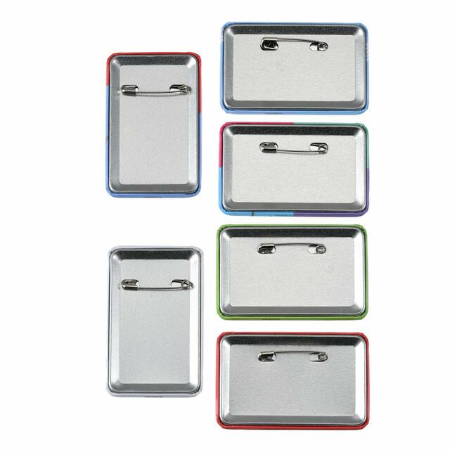 ミッキー＆フレンズ シークレット缶バッジ Disney Store Japan 30th Anniversary Historical Card 440円 