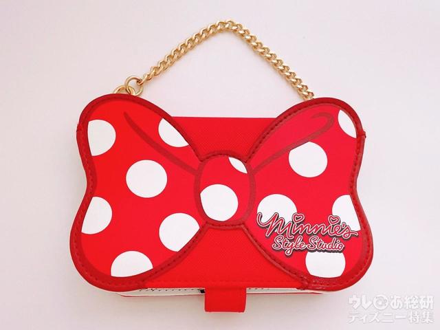 パスケース2,100円