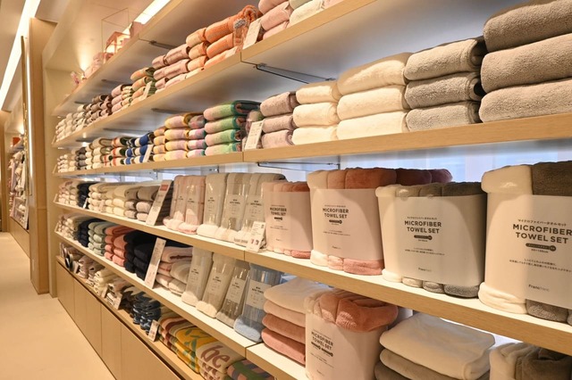 【Francfranc】選ぶ楽しさがあるのも新宿サザンテラス店の大きなポイントです