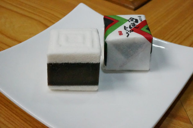 「角まんじゅう」1個140円