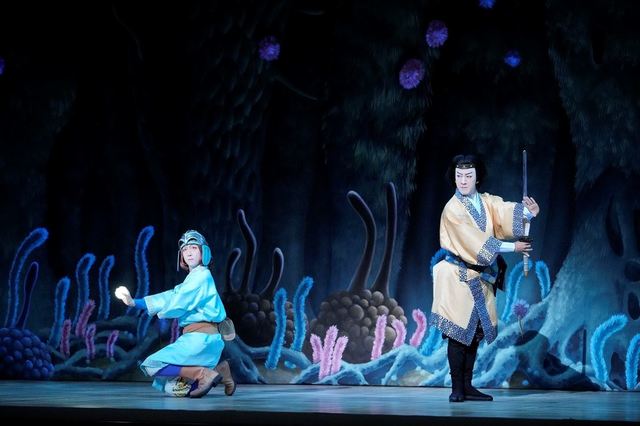 左から）ナウシカ＝中村米吉、アスベル＝尾上右近