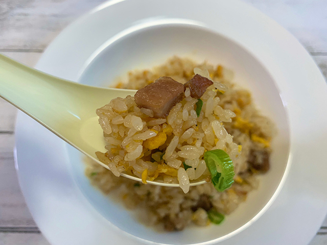 マルハニチロ「あおり炒めの焼豚炒飯」450g