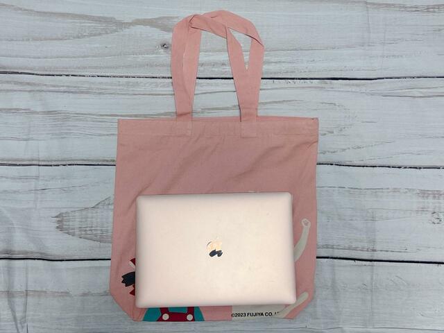 MacBook Airも楽々収納できますよ♪