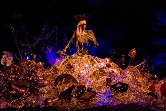 カリブの海賊|暗い・怖い・落下が平気ならば楽しめるアトラクション|東京ディズニーランド