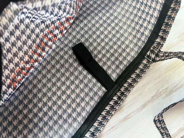 【otonaMUSE（オトナミューズ）9月号増刊】内側にはテープがついています！