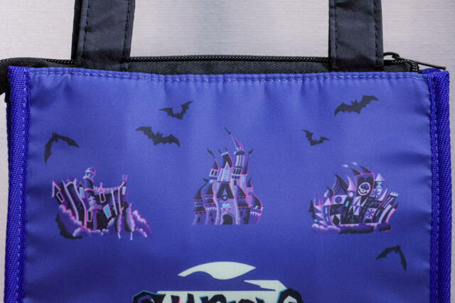 スーベニアランチケース プラス ¥1,300｜ダークなアトラクションモチーフ