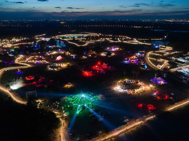 ワンダーフルーツの夜は長い…