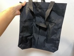 【無印良品 たためる 撥水 縦型マイトートバッグ 黒】コンパクトで持ち運び安いトートバッグ