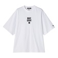 【ニューエラ×マリークワント】「NEW ERA × MQ BIG Ｔシャツ」¥8,800／シンプルなホワイト