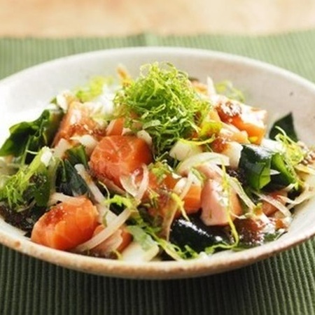 彩り海鮮サラダ【海鮮れすとらん「魚のます」のお刺身食べ放題】