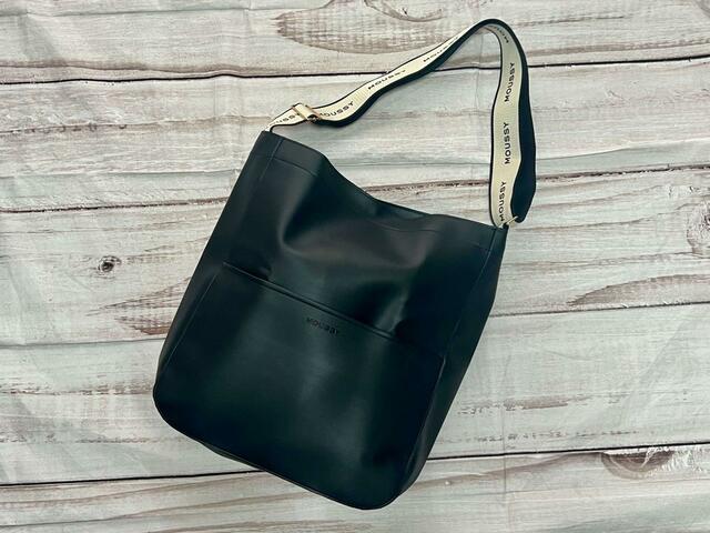 外で仕事をする際の持ち物をイン！