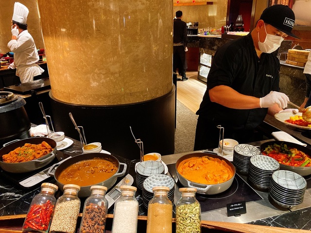 ヒルトン東京「華麗なるカレー・マジック」