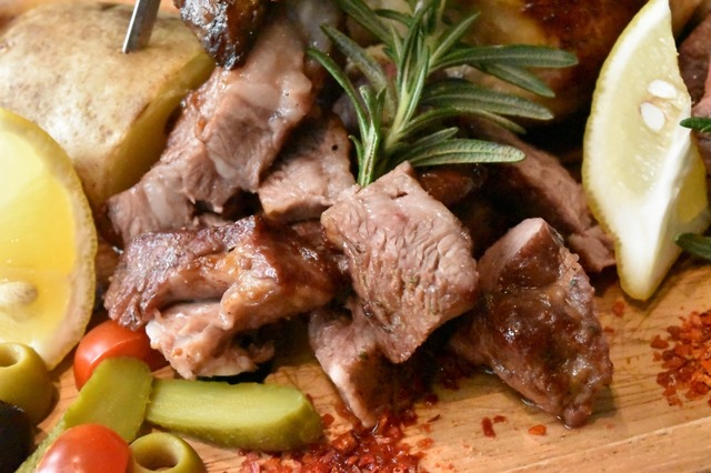 柔らかいお肉とピクルスの相性もバツグン