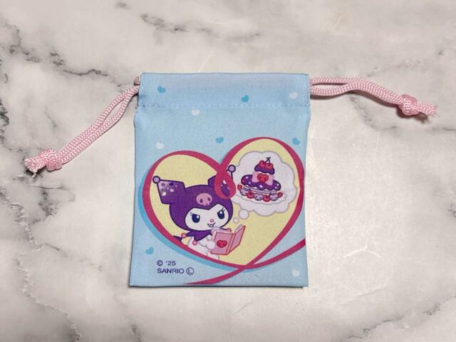 背面にはクロミがいます。うれしい！