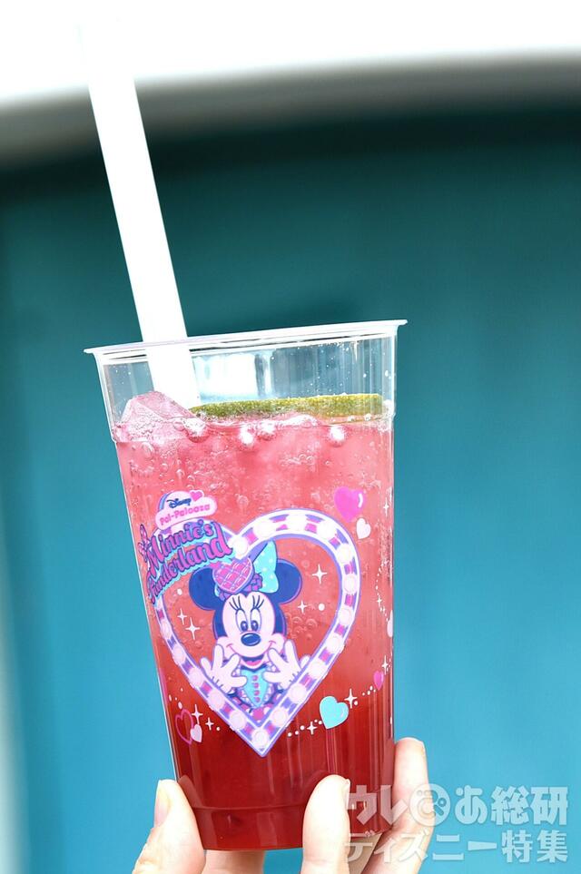 スパークリングドリンク(ストロベリー&ライチー)(700円)