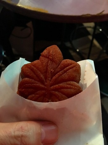 揚げもみじアイス＠スマイルクリエイト