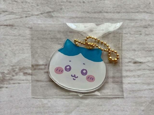 【ファッションセンターしまむら】「ちいかわ」オーロラミニトートバッグ（ハチワレ）かわいいお顔のチャーム付き♡