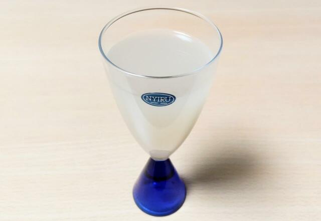 【中国醸造　レモンロックス レモンリキュール　1500ml　2398円】まずは1：1の炭酸割りで飲むのがおすすめ