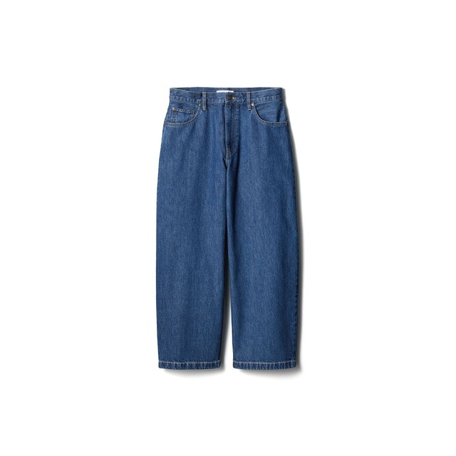 【UNIQLO and JW ANDERSON】ビンテージ加工と太めのステッチがアクセントのワイドフィットジーンズ