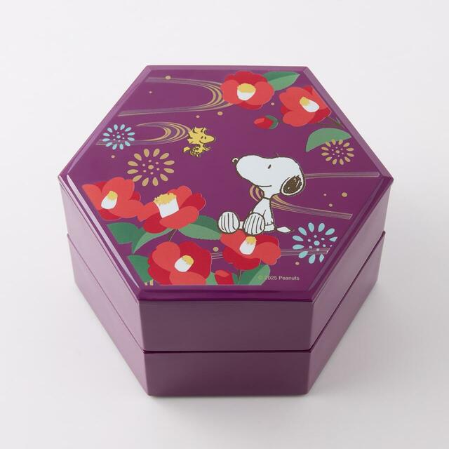 おせち・二段重「スヌーピー」｜21,900円(税込)