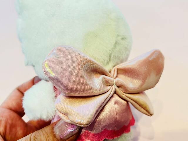 【セブンネットショッピング限定「ハローキティ ぬいぐるみチャーム5体セット】キラキラな羽がついてます