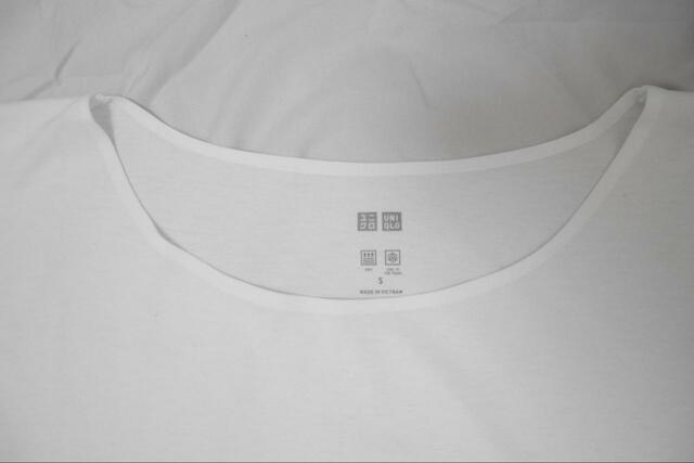 【UNIQLO エアリズムシームレスボートネックロングT（半袖）】首回りがチクチクしない
