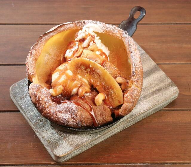 「バナナナッツキャラメリゼ」＜価格：1,309円＞【夏限定アンデスメロン登場！カリッともっちり「ダッチベイビーパンケーキ」が半額で食べられるキャンペーンも！】