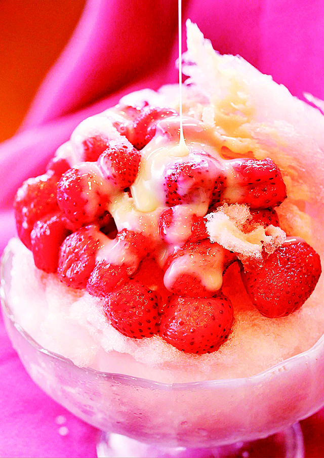 ＜湯滝立ち寄りスポット＞さかえや／日光の天然氷のフワフワかき氷