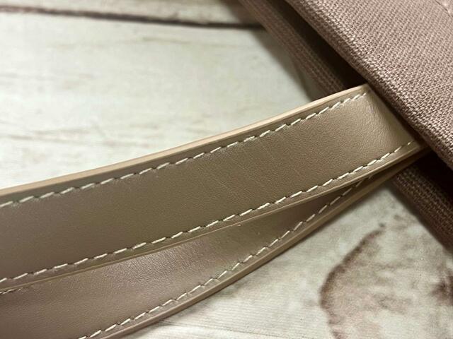なんとハンドルは牛革…！高級感抜群なのもうれしい♪