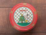 「スヌーピー　クリスマスラウンドティン　チョコチップクッキー」税込591円