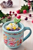 「ケープコッド・クックオフ」ミルクティームース、スーベニアカップ付き¥880｜東京ディズニーシー「クリスマス・ウィッシュ」（2016年）
