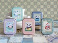 【青山デカーボ「お姫様パンダ缶」】お気に入りのパンダ姫を選べる「ミニパンダ缶」つき