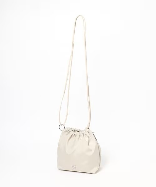 【ローリーズファームの春物バッグ売れ筋ランキング 5位】「LFリングツキキンチャクショルダー」4,400円（税込）